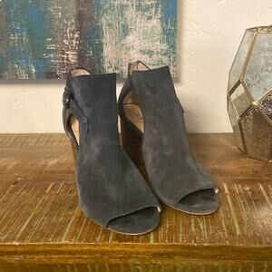 Sole Society Women Suede Chunky Heels Gray Open Toe Old Money Quiet Luxury Comfy